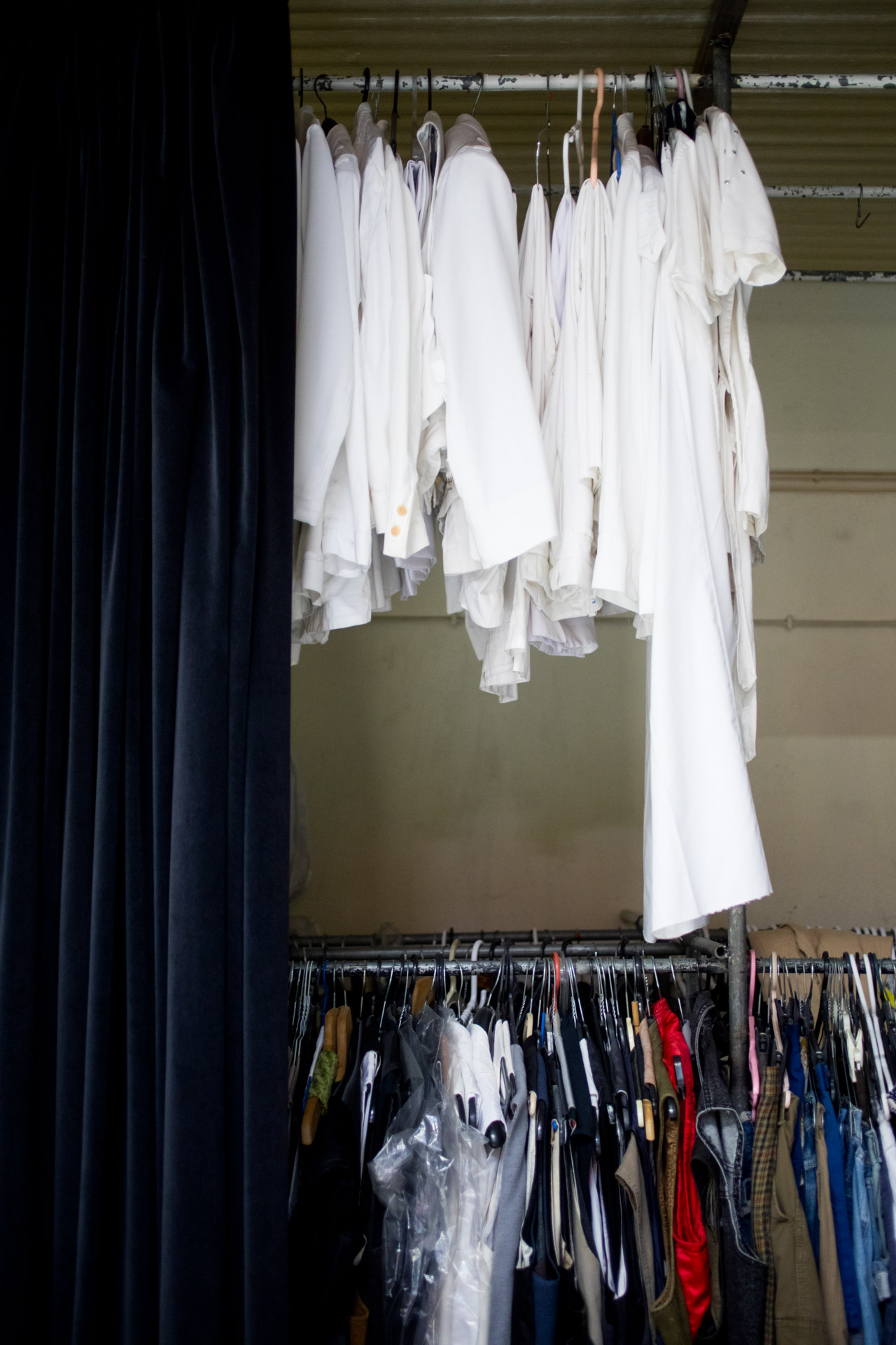 As profissões do teatro  - Figurinismo / guarda roupa©Enric Vives-Rubio